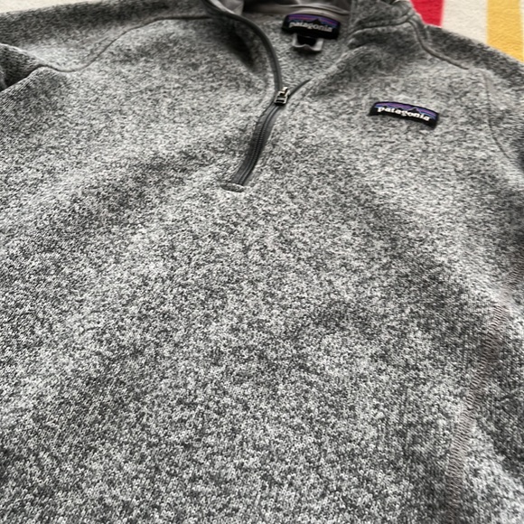 Patagonia quarter zip sweater in XS - Picture 4 of 4